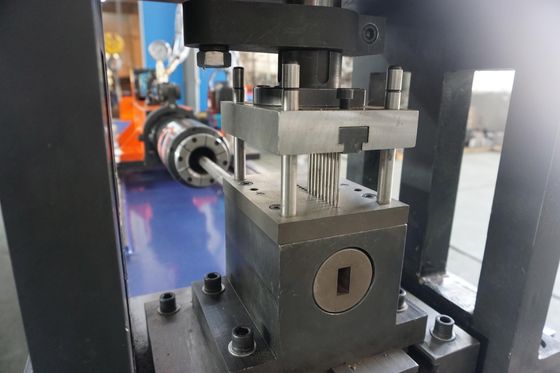 স্বয়ংক্রিয় পাইপ গর্ত Punching মেশিন CK60CNC-3 উচ্চ নির্ভুলতা CNC Punching